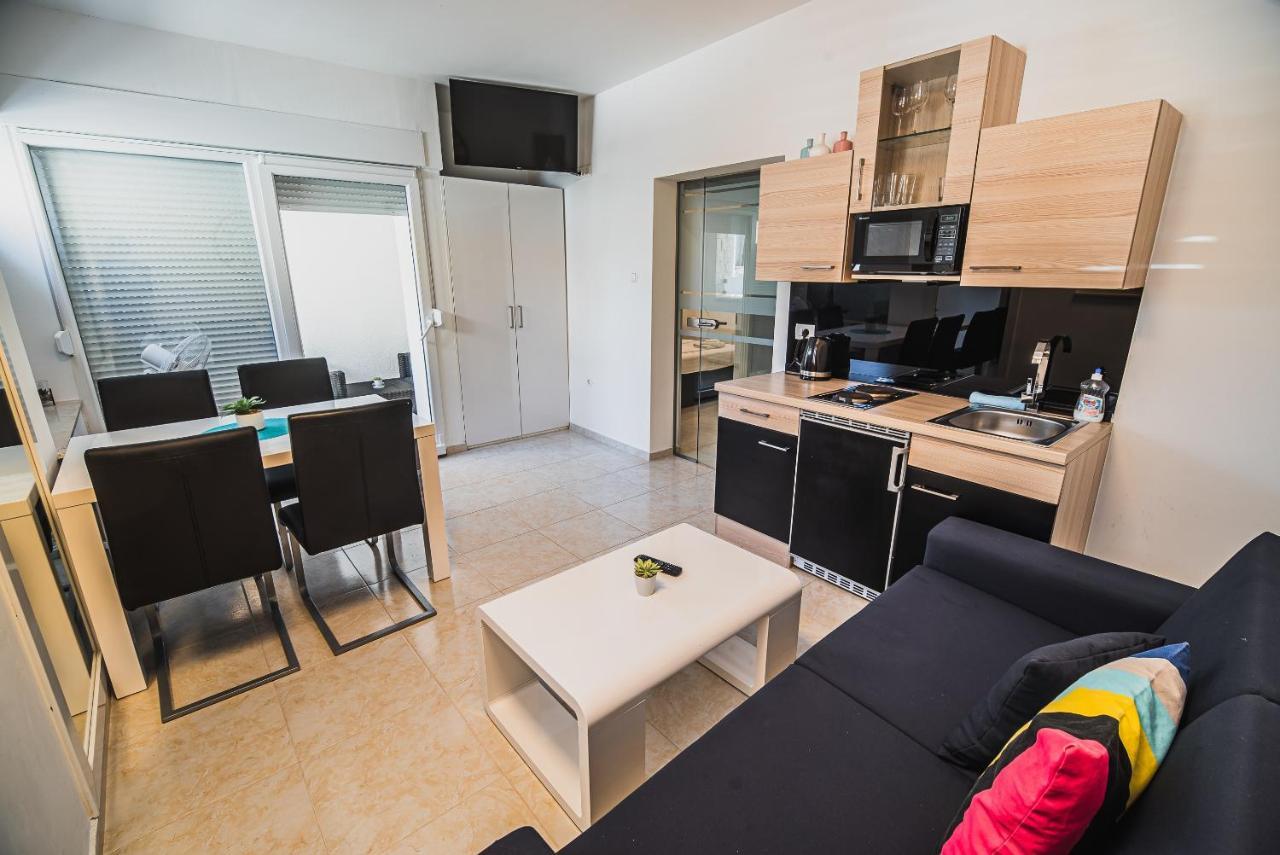 Downtown Park Apartments With Balcony Vodice Luaran gambar
