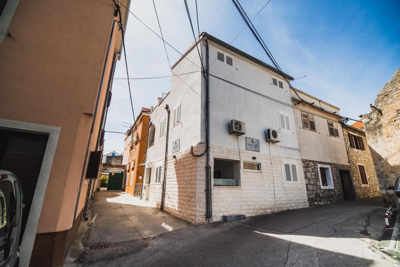 Downtown Park Apartments With Balcony Vodice Luaran gambar