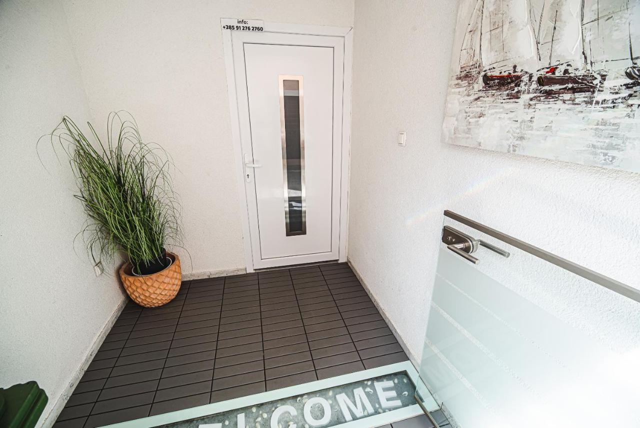 Downtown Park Apartments With Balcony Vodice Luaran gambar