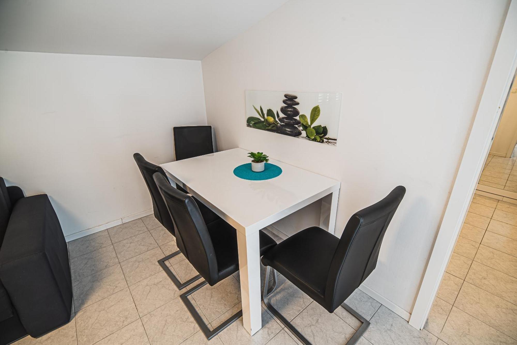 Downtown Park Apartments With Balcony Vodice Bilik gambar