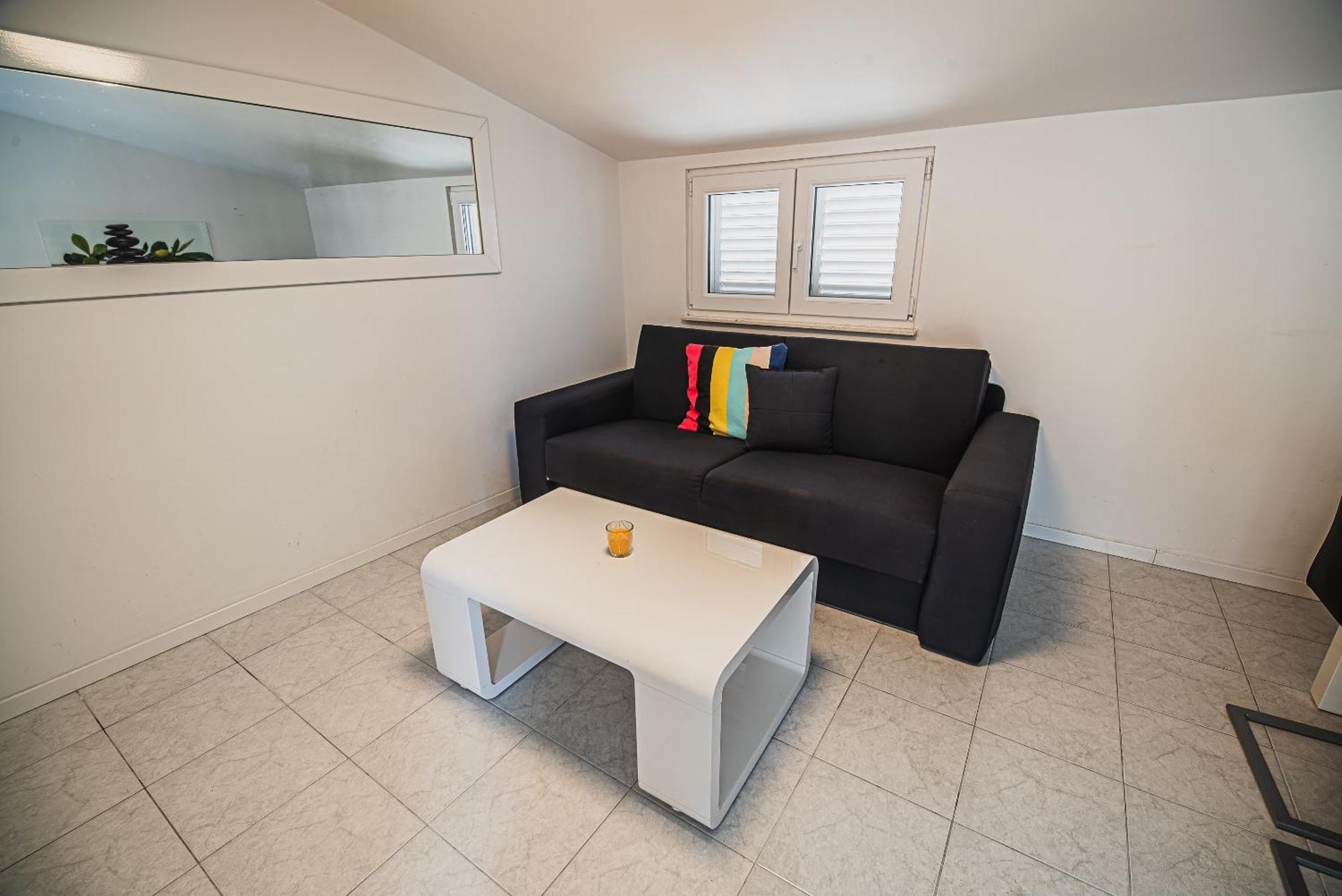 Downtown Park Apartments With Balcony Vodice Bilik gambar