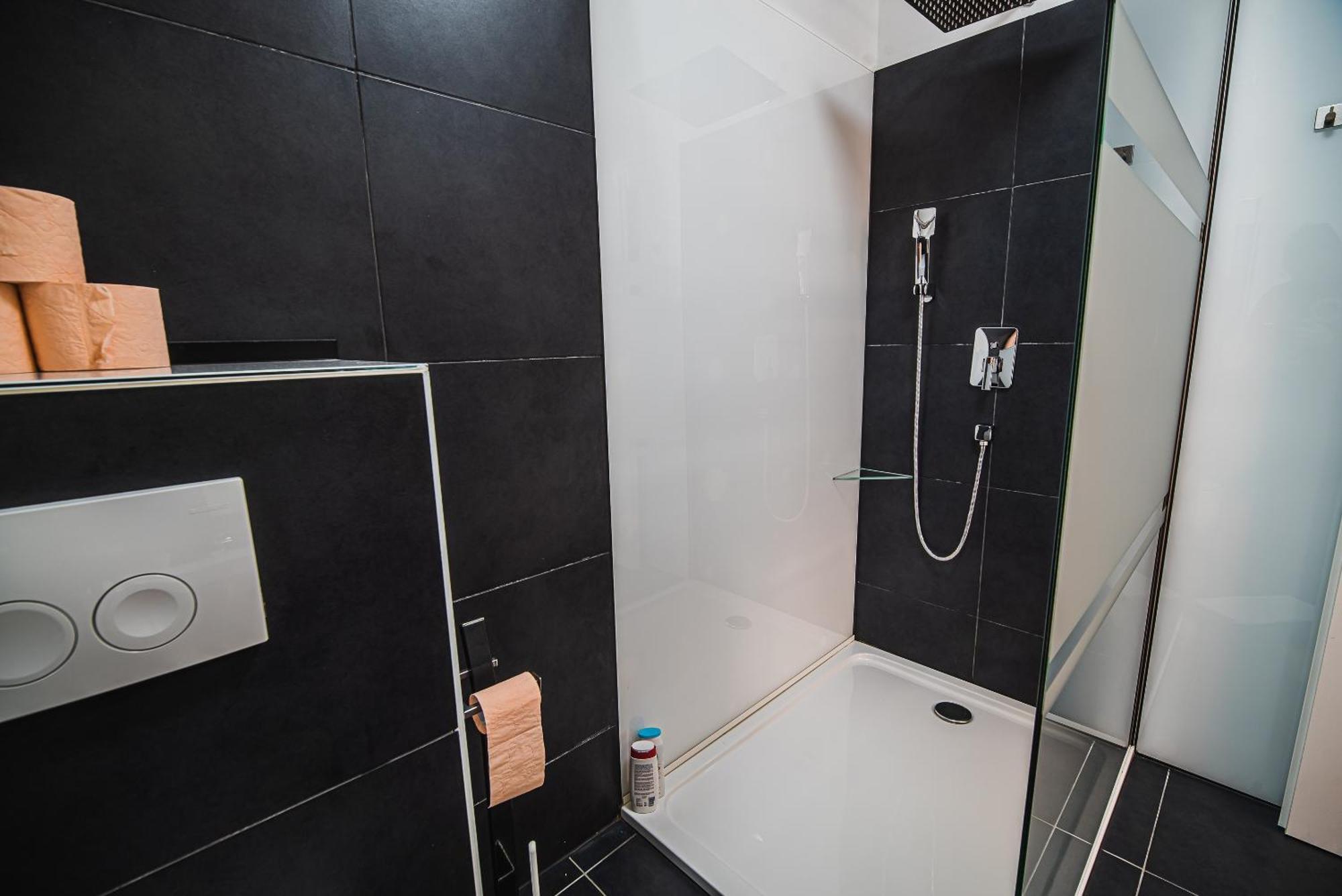 Downtown Park Apartments With Balcony Vodice Bilik gambar